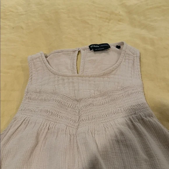 prAna Seakissed Tank Top Beige Organic Cotton Smocked Women’s M Boho - Picture 4 of 8